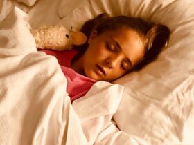 Sleeping With Multiple Pillows