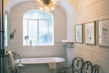 Chandeliers for your bathroom