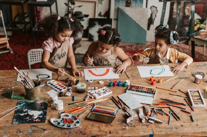 Carnival arts to do with children