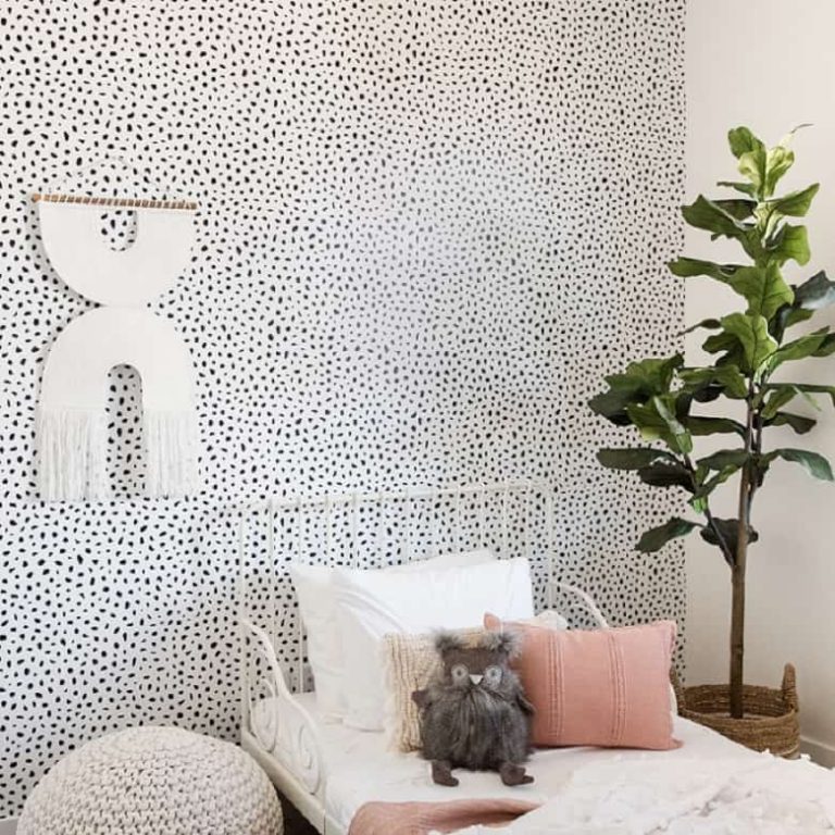 Tips for Installing Peel and Stick Wallpaper in Your Home