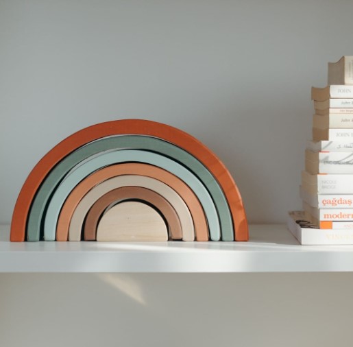 31 Cute Nursery Shelves Ideas You Will Love For Your Little One