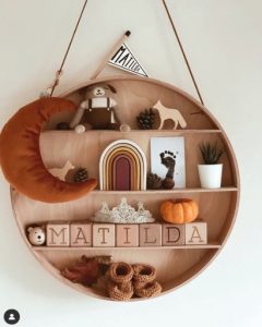 Circular shelf