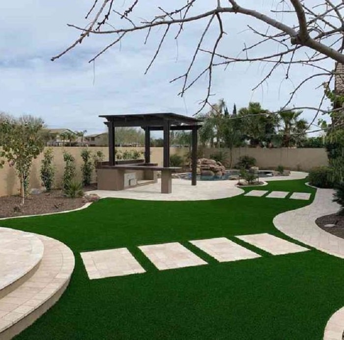 Artificial grass grand backyard for party people