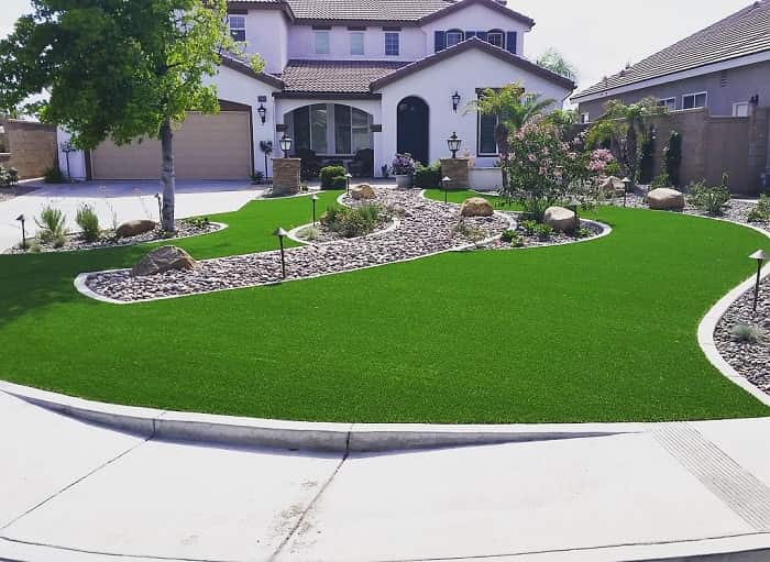 Front yard artificial grass idea
