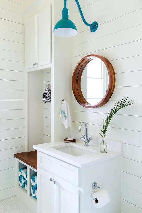 Outdoor Pool House bathroom