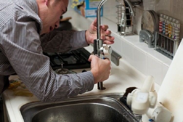6 Crucial Winter Plumbing Tips