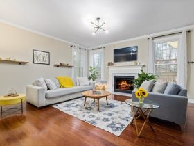 Flowers in Home Décor