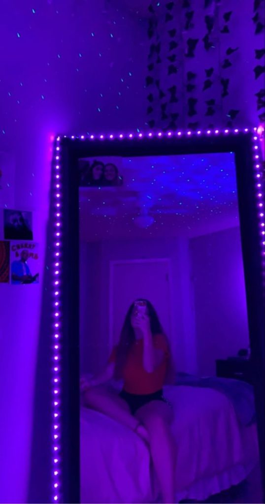 LED-framed Mirror